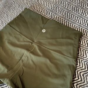 💥 LULULEMON 💥 Wunder Under